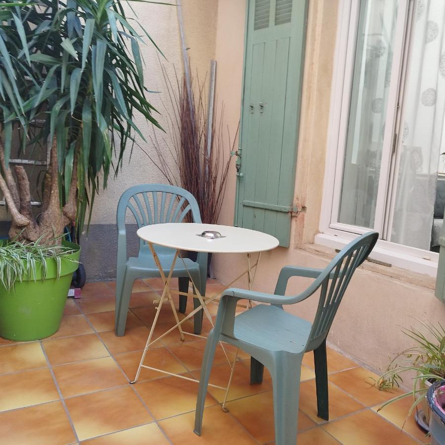 Duplex Denim Apartment นีมส์ ภายนอก รูปภาพ